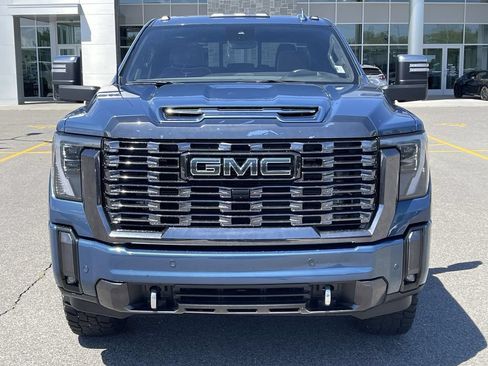 Used 2024 GMC Sierra 2500 Denali Ultimate AWD/4WD image 12