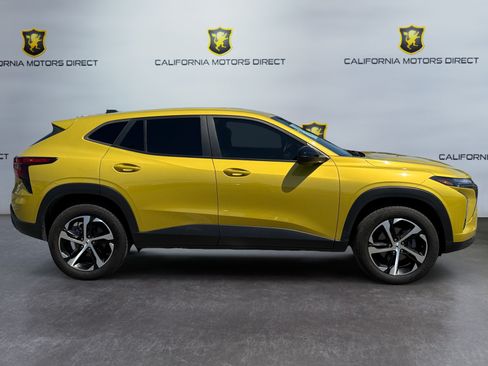 Used 2024 Chevrolet Trax RS FWD image 6
