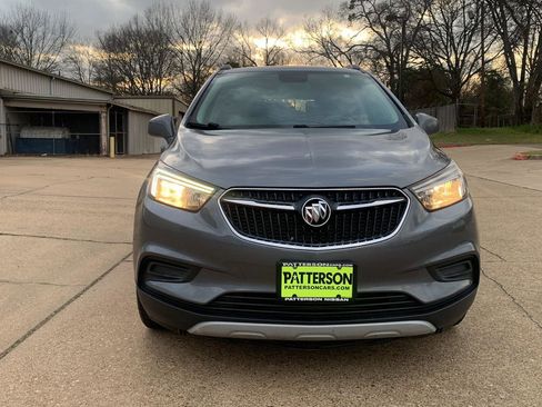 Used 2020 Buick Encore Preferred image 2