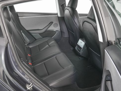 Used 2024 Tesla Model 3 Long Range image 10
