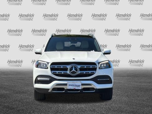 Used 2023 Mercedes-Benz GLS 450 4MATIC image 10