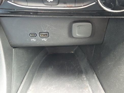 Used 2024 Buick Encore GX Sport Touring image 32