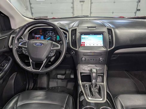 Used 2016 Ford Edge SEL w/ Equipment Group 201A AWD/4WD image 17