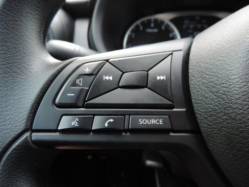 Certified 2023 Nissan Kicks S FWD image 25