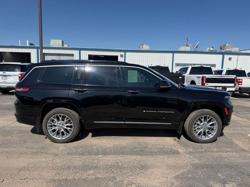 Used 2024 Jeep Grand Cherokee L Summit w/ Advanced Protech Group IV AWD/4WD image 6
