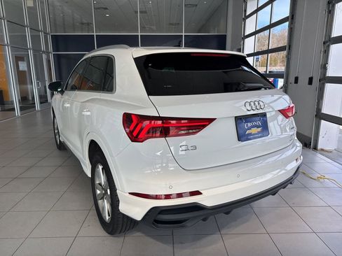 Used 2023 Audi Q3 2.0T Premium image 9