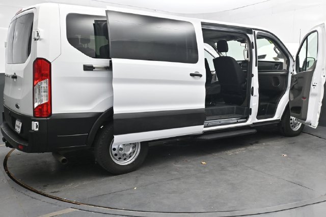 Used 2023 Ford Transit 350 XL AWD/4WD image 46