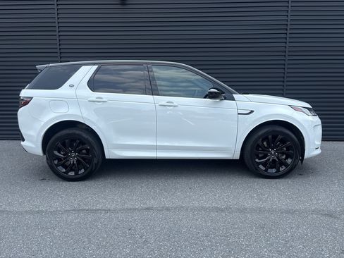 Used 2023 Land Rover Discovery Sport SE R-Dynamic AWD/4WD image 6