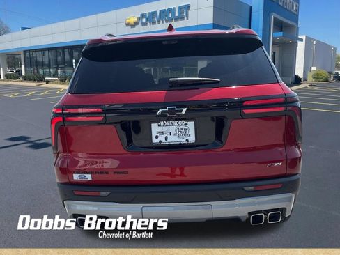 Used 2025 Chevrolet Traverse Z71 w/ Enhanced Driving Package AWD/4WD image 4