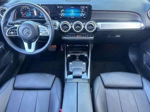 Used 2022 Mercedes-Benz GLB 250 image 14