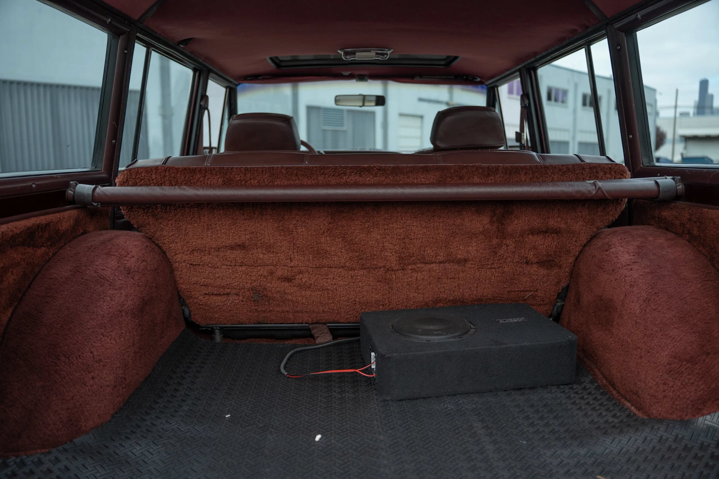 Used 1987 Jeep Grand Wagoneer AWD/4WD image 45