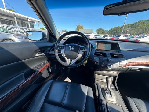 Used 2012 Honda Crosstour EX-L image 14