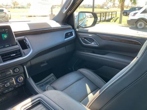 Used 2022 Chevrolet Tahoe Premier RWD image 21