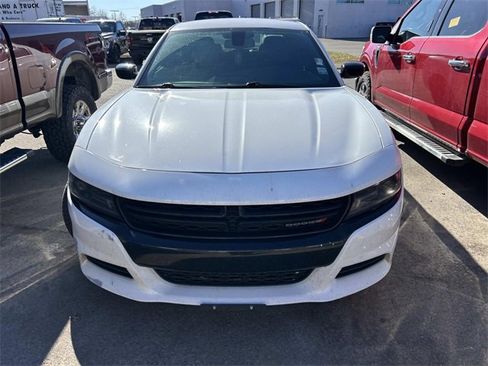 Used 2021 Dodge Charger SXT w/ Blacktop Package image 2