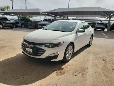 Used 2024 Chevrolet Malibu LT FWD image 4