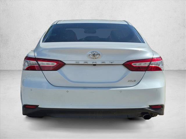 Used 2018 Toyota Camry XLE FWD image 6