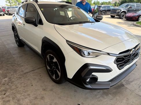 Used 2025 Subaru Crosstrek 2.5i Limited w/ Crosstrek Mirror Package AWD/4WD image 3