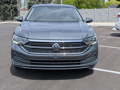 Used 2024 Volkswagen Jetta SE w/ Panoramic Sunroof Package FWD image 12