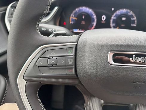 New 2026 Jeep Grand Cherokee Laredo RWD image 13