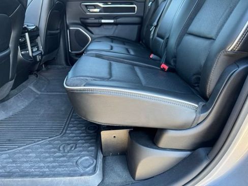 Used 2022 RAM 1500 Laramie w/ Sport Appearance Package AWD/4WD image 7