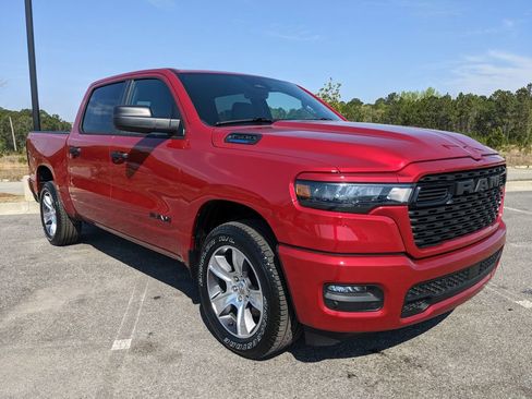 New 2026 RAM 1500 Express RWD image 17