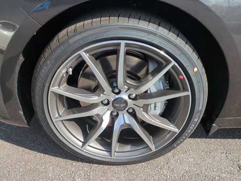 Used 2026 Genesis G70 2.5T Prestige image 11