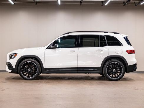 Used 2020 Mercedes-Benz GLB 250 4MATIC image 2