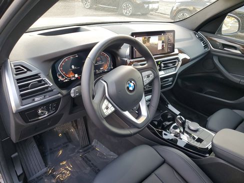 Certified 2024 BMW X3 xDrive30i w/ Premium Package image 10