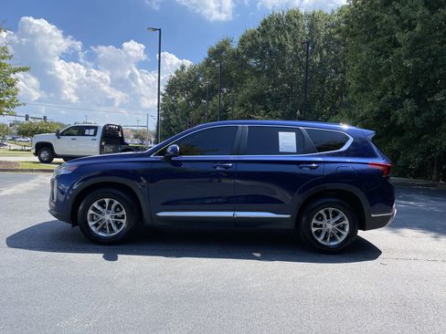 Used 2019 Hyundai Santa Fe SE AWD/4WD image 6