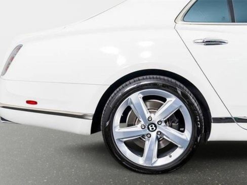 Used 2016 Bentley Mulsanne Speed image 8
