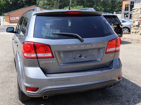 Used 2013 Dodge Journey SXT w/ Flexible Seating Group AWD/4WD image 6