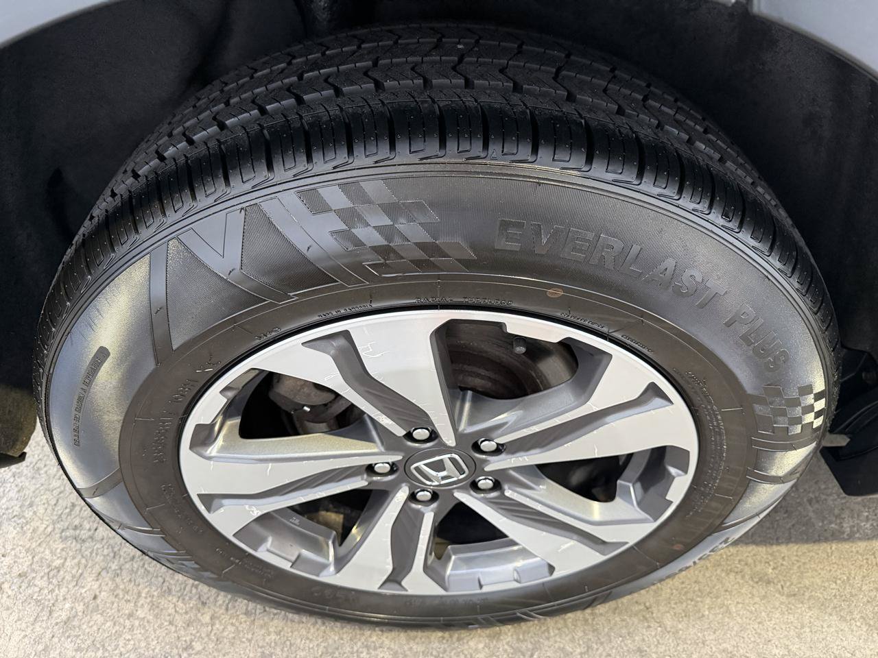 Used 2018 Honda CR-V LX image 19