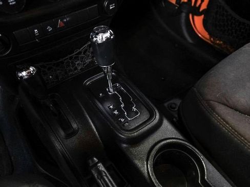 Used 2013 Jeep Wrangler Unlimited Sport image 20