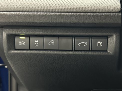 Certified 2026 Toyota Camry SE w/ Convenience Package FWD image 33