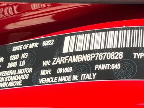 Used 2023 Alfa Romeo Giulia Veloce RWD image 36