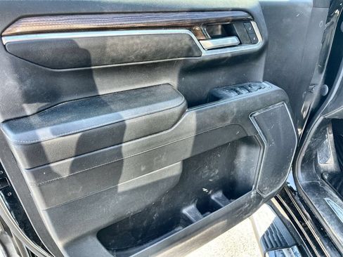 Used 2023 Chevrolet Silverado 1500 LT AWD/4WD image 22