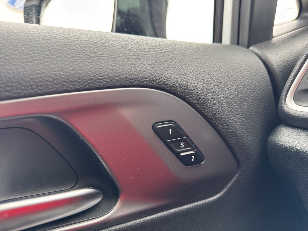 New 2026 Chrysler Pacifica Select AWD/4WD image 6