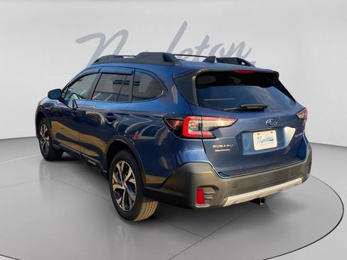 Used 2022 Subaru Outback Limited AWD/4WD image 7