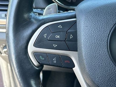 Used 2016 Jeep Grand Cherokee Limited image 30