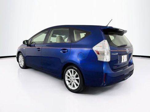 Used 2012 Toyota Prius V Five FWD image 7