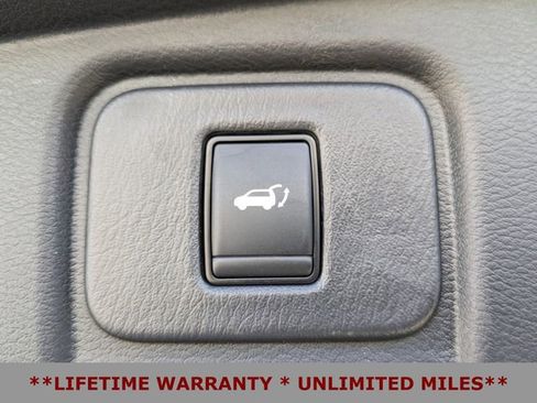 Used 2024 Nissan Murano SL image 15