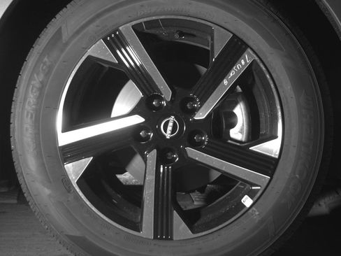 Used 2025 Nissan Sentra SV FWD image 13
