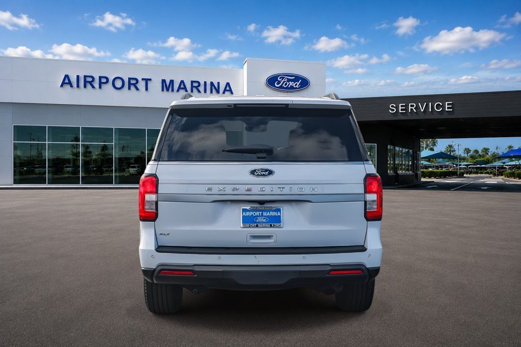 Certified 2024 Ford Expedition XLT AWD/4WD image 7