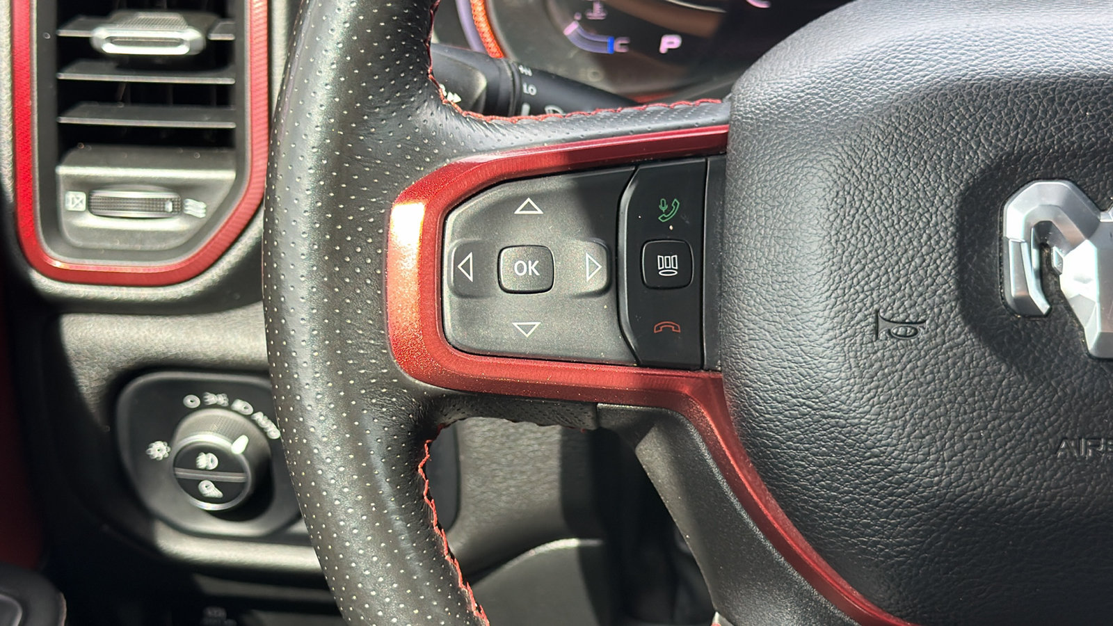 Used 2024 RAM 1500 Rebel AWD/4WD image 22