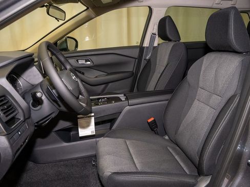 New 2026 Nissan Rogue SV image 12