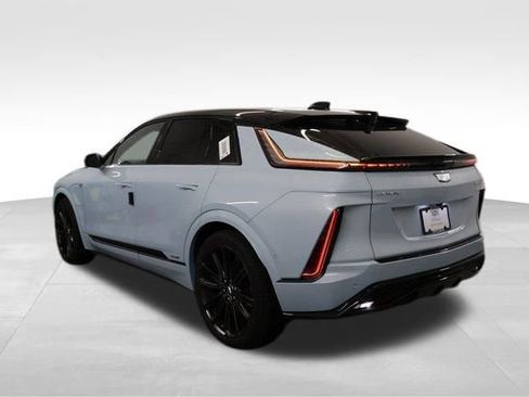New 2026 Cadillac Lyriq V image 4
