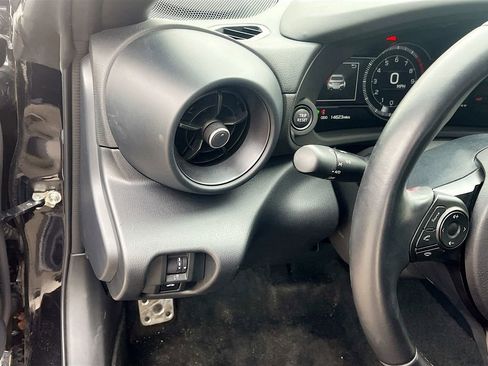 Used 2022 Subaru BRZ Premium RWD image 10