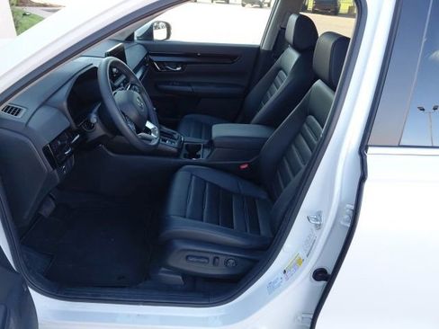Used 2024 Honda CR-V EX-L image 3