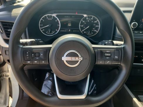 Certified 2024 Nissan Rogue S FWD image 17