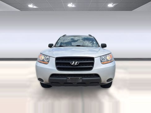 Used 2009 Hyundai Santa Fe GLS FWD image 3